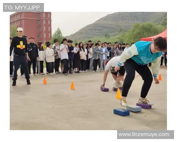 郫县篮球明星的崛起与奋斗历程揭秘,激励年轻一代追逐梦想 郫县篮球明星的崛起与奋斗历程揭秘,激励年轻一代追逐梦想